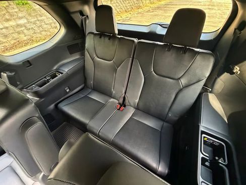 New 2026 Lexus TX 500h AWD image 24