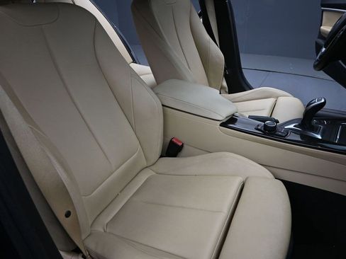 Used 2017 BMW 330i Sedan image 19