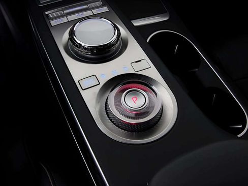 Used 2025 Genesis GV70 3.5T Sport w/ Sport Prestige Package AWD/4WD image 13