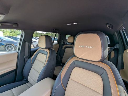 New 2025 Chevrolet Equinox ACTIV w/ Safety and Technology Package image 23