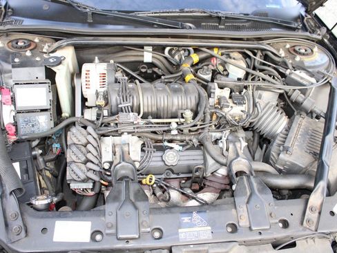 Used 2002 Chevrolet Monte Carlo SS w/ Preferred Equipment Group FWD image 21