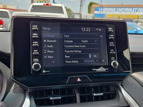 Used 2022 Toyota Venza LE AWD/4WD image 26
