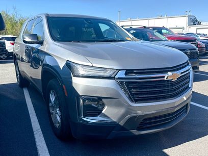 Used 2023 Chevrolet Traverse LS