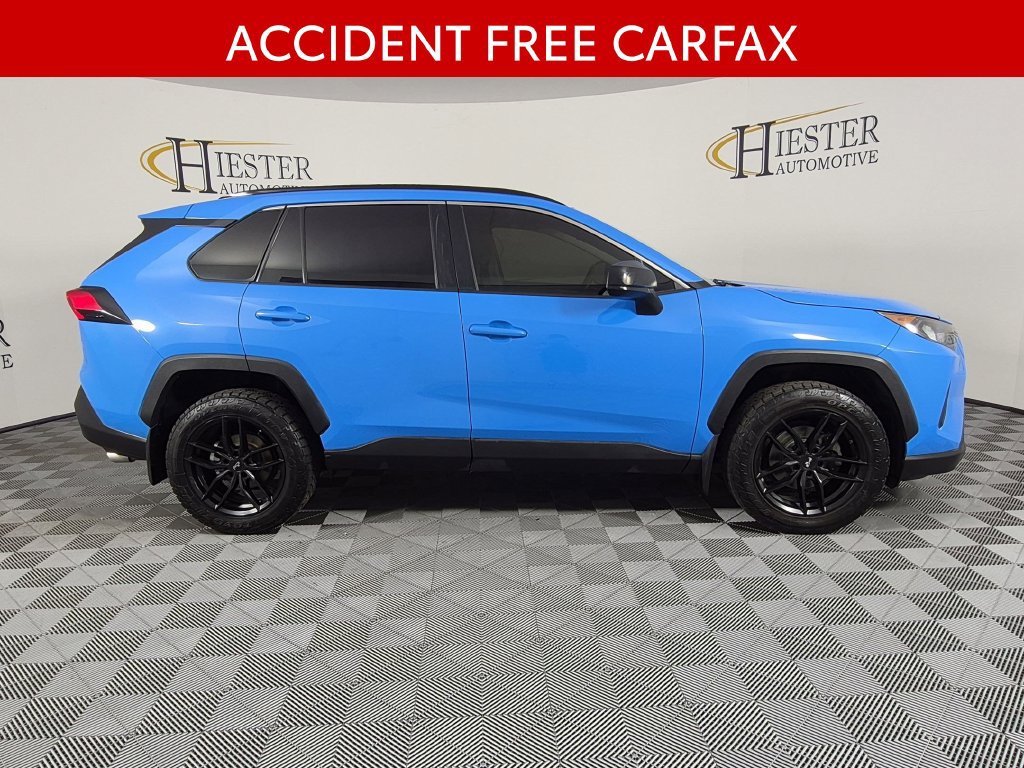 Used 2019 Toyota RAV4 LE w/ All Weather Liner Package AWD/4WD image 3