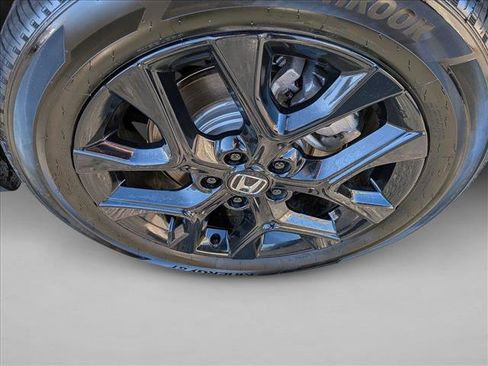 Used 2025 Honda HR-V Sport image 21