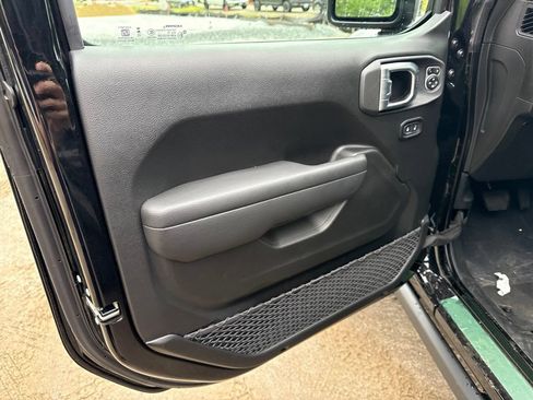 New 2026 Jeep Wrangler Unlimited Sport AWD/4WD image 17