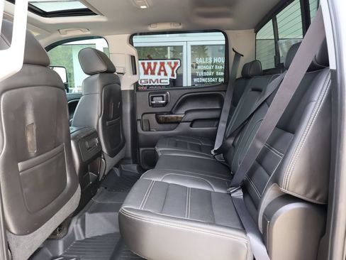 Used 2015 GMC Sierra 2500 Denali w/ Duramax Plus Package AWD/4WD image 26