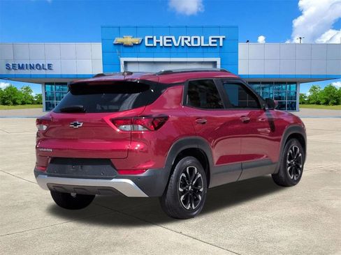 Used 2021 Chevrolet TrailBlazer LT w/ Sun and Liftgate Package FWD image 4