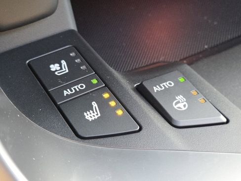 New 2025 Lexus LX 600 4WD w/ Premium Package image 9