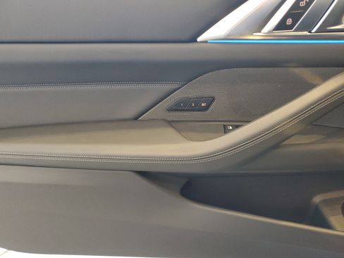 Used 2025 BMW M4 Coupe w/ Executive Package image 15