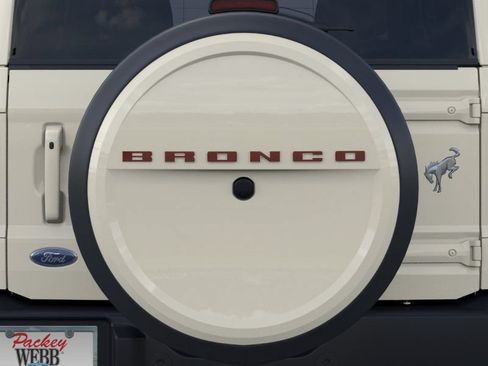 New 2026 Ford Bronco Outer Banks w/ Sasquatch Package AWD/4WD image 24