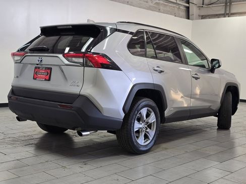 Certified 2022 Toyota RAV4 XLE w/ Convenience Package image 15