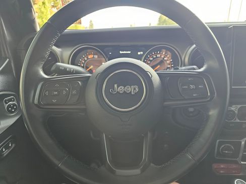 Used 2018 Jeep Wrangler Unlimited Sport S AWD/4WD image 26
