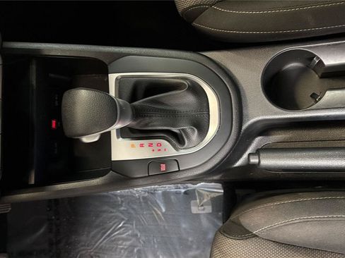 Used 2022 Kia Forte LXS FWD image 19