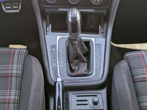 Used 2016 Volkswagen GTI S FWD image 25