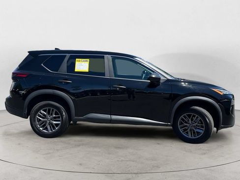 Used 2024 Nissan Rogue S AWD/4WD image 6
