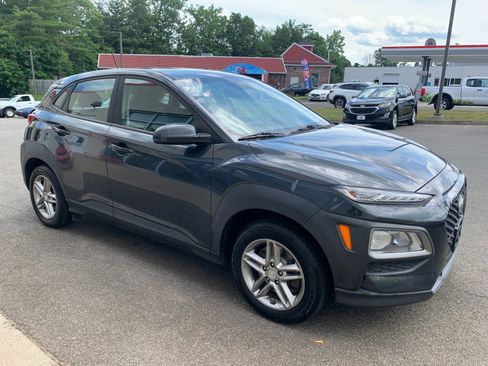 Used 2018 Hyundai Kona SE AWD/4WD image 3