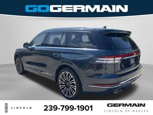 Used 2022 Lincoln Aviator Black Label AWD/4WD image 5