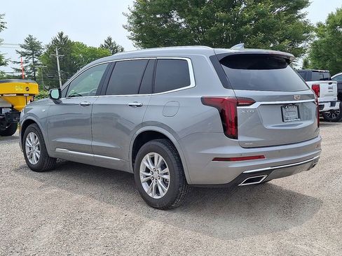 New 2025 Cadillac XT6 Luxury image 30