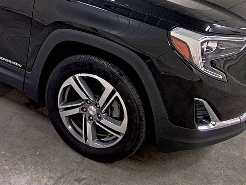 Used 2020 GMC Terrain SLT image 14