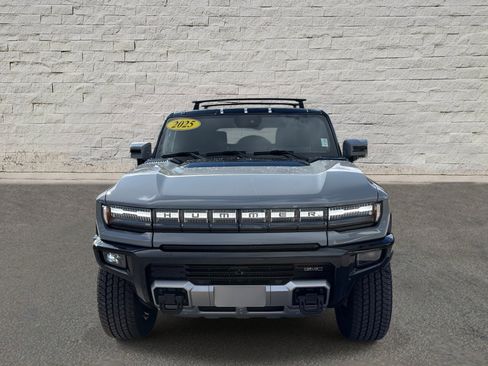 Used 2025 GMC Hummer EV 2X w/ LPO, Roof Cross Rail Package image 2