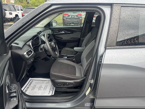 Used 2021 Chevrolet TrailBlazer LT AWD/4WD image 12