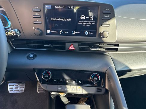 New 2026 Hyundai Elantra Sport image 28