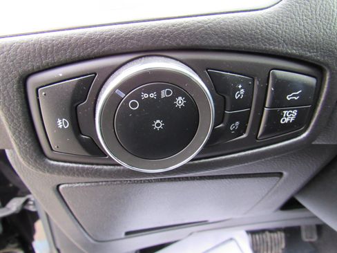 Used 2024 Ford Edge Titanium image 12