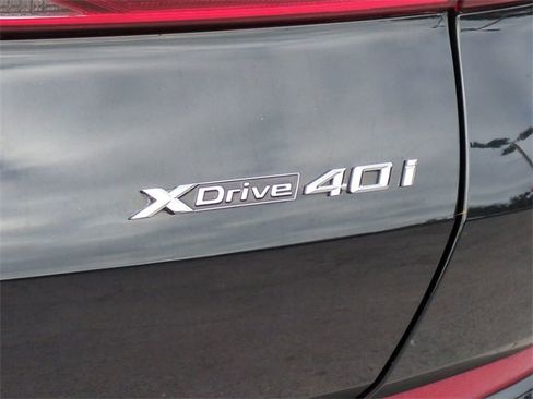 Used 2022 BMW X6 xDrive40i w/ Executive Package image 13