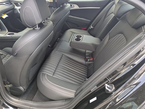 Used 2026 Genesis G70 2.5T Prestige image 12