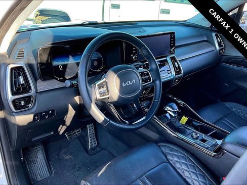 Used 2022 Kia Sorento SX Prestige image 16