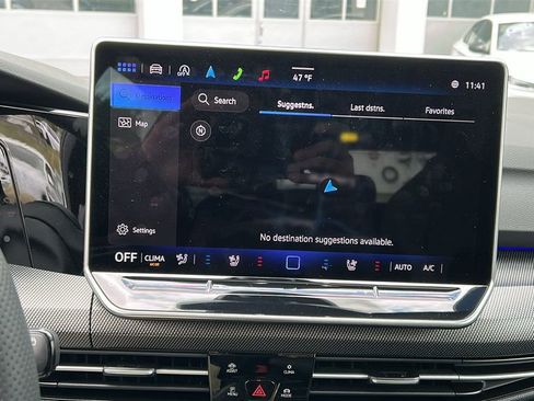 New 2025 Volkswagen GTI SE FWD image 15