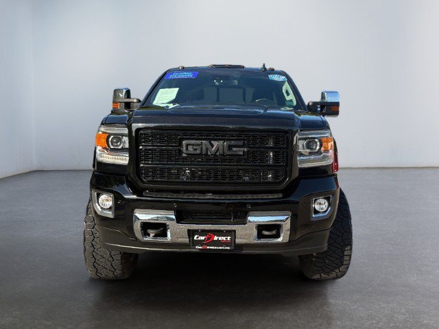 Used 2015 GMC Sierra 2500 Denali w/ Duramax Plus Package AWD/4WD image 9