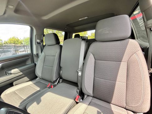 Used 2024 Chevrolet Silverado 1500 LT AWD/4WD image 11
