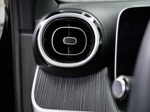 Certified 2026 Mercedes-Benz GLC 300 4MATIC image 23