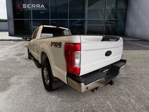 Used 2019 Ford F350 XLT w/ XLT Premium Package AWD/4WD image 2