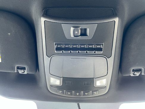 Used 2018 Ford F150 Raptor w/ Equipment Group 801A Mid AWD/4WD image 29