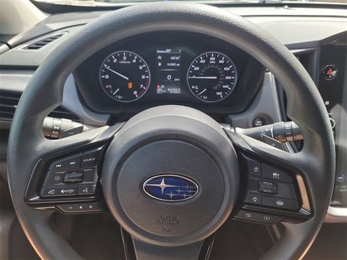 Used 2025 Subaru Crosstrek 2.0i Premium image 24