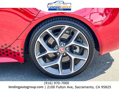 Used 2017 Jaguar XE R-Sport image 10