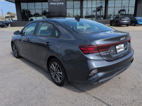 Used 2024 Kia Forte LXS FWD image 5