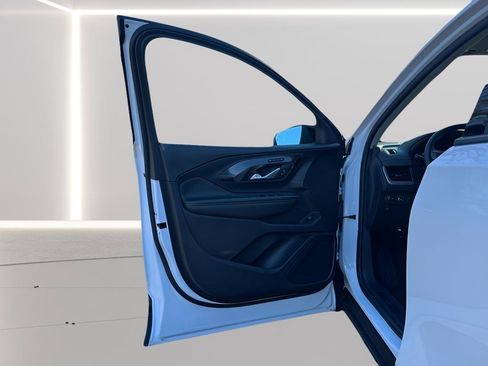 Used 2022 GMC Terrain AT4 image 18