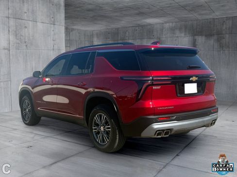 Certified 2024 Chevrolet Traverse LT w/ Enhanced Driving Package FWD image 4