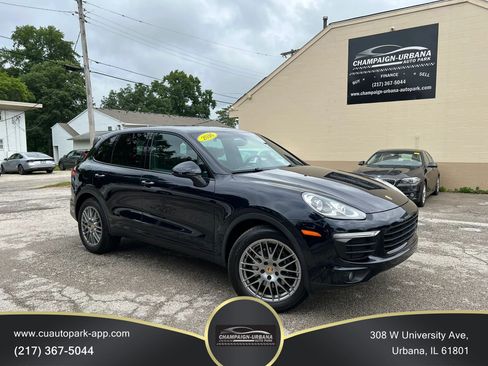Used 2016 Porsche Cayenne AWD/4WD image 1