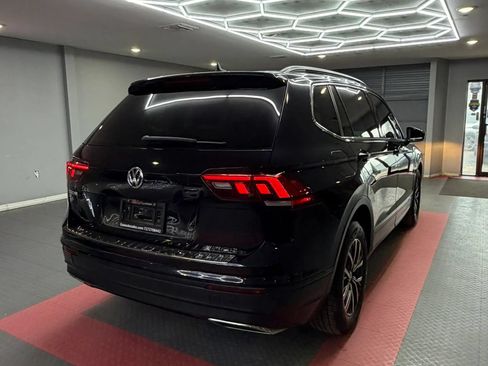 Used 2019 Volkswagen Tiguan SE w/ Panoramic Sunroof Package FWD image 6