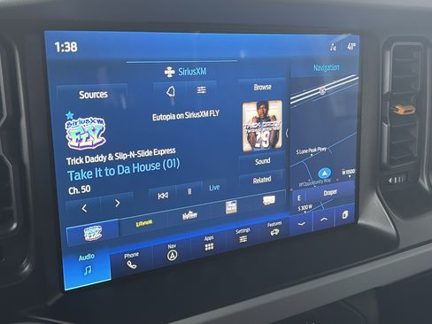 Used 2023 Ford Bronco Badlands image 20