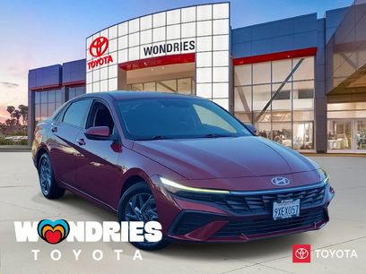 Used 2025 Hyundai Elantra Hybrid