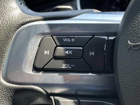 Used 2020 Ford Mustang Coupe RWD image 24