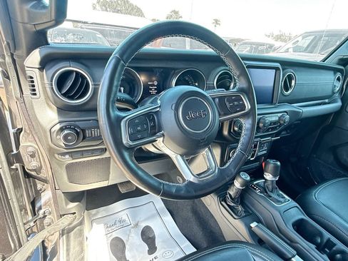 Used 2021 Jeep Wrangler Unlimited Sahara w/ Cold Weather Group AWD/4WD image 12