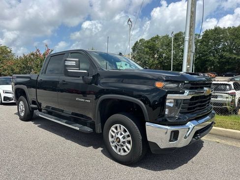 Used 2025 Chevrolet Silverado 2500 LT w/ Convenience Package AWD/4WD image 1