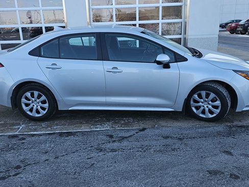 Certified 2023 Toyota Corolla LE image 2